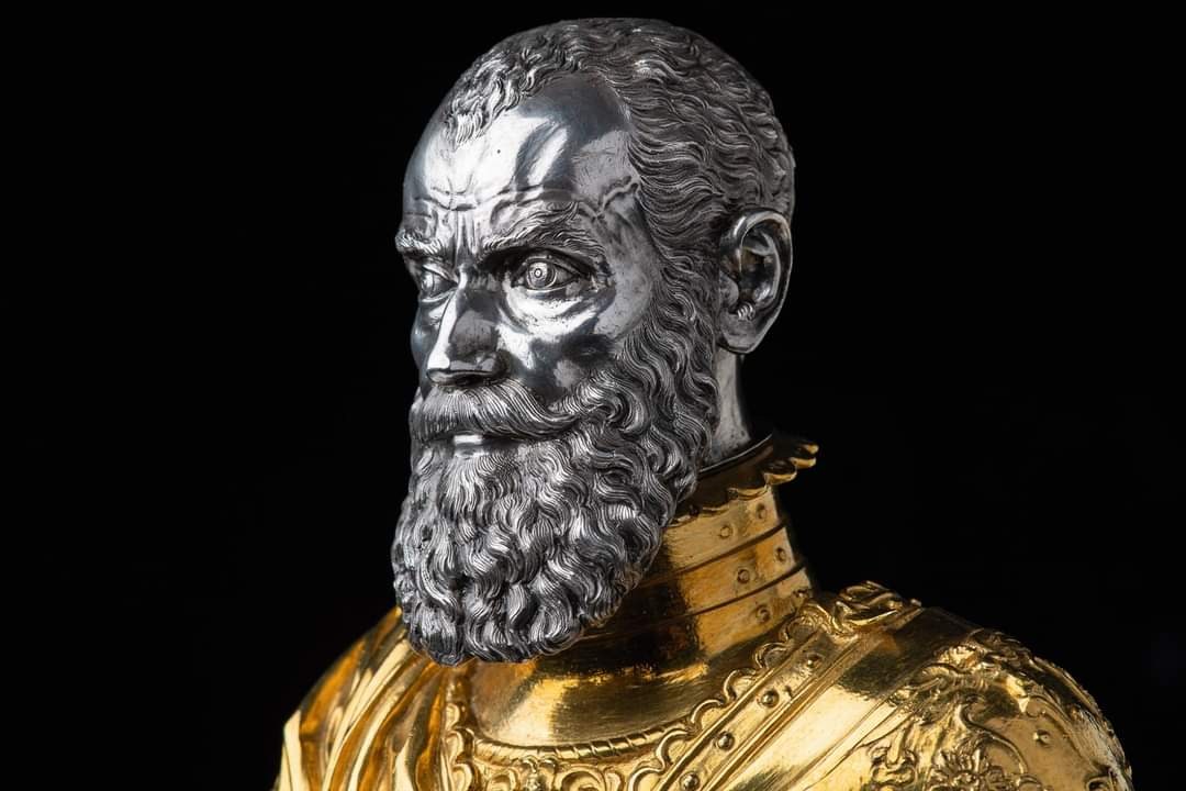 Sculpted bust of Grand Master Jean Parisot de la Valette