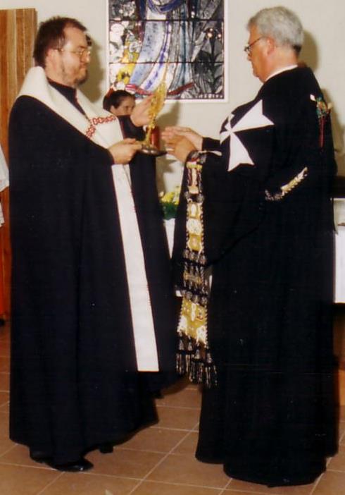 The relic of Blessed Gérard being presented during the opening ceremony